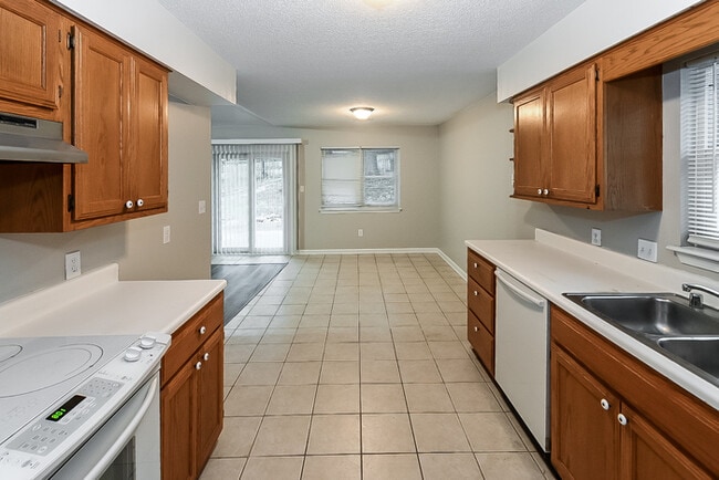 Building Photo - 13808 Wimbledon Loop