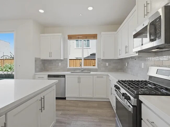 Foto del edificio - 464 Coolcrest Dr