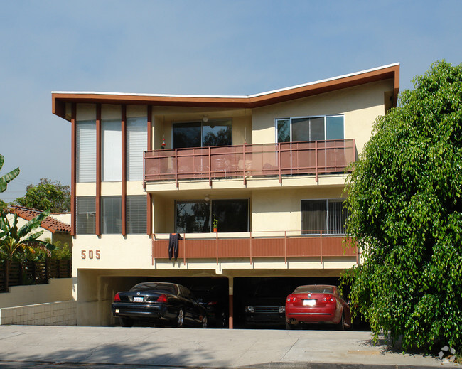 Foto del edificio - 505 N Alfred St
