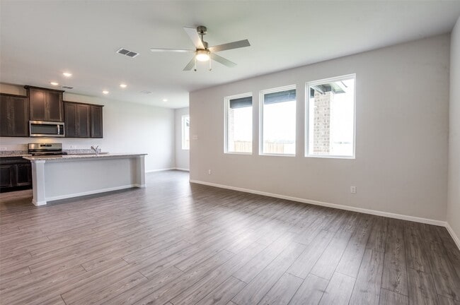Building Photo - 737 Santa Lucia Dr