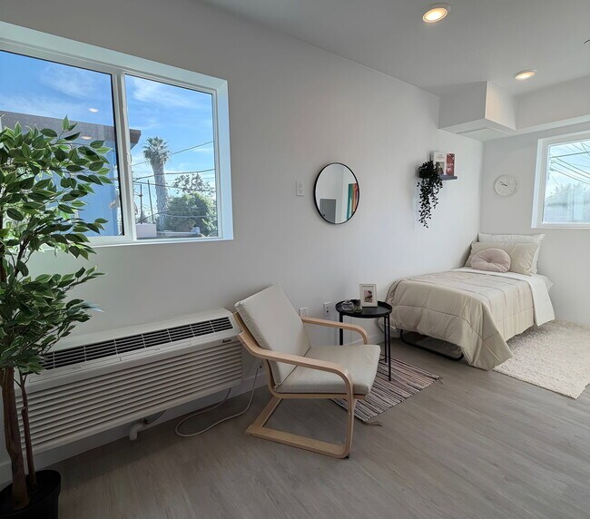 Foto del edificio - 10705 Avalon Blvd