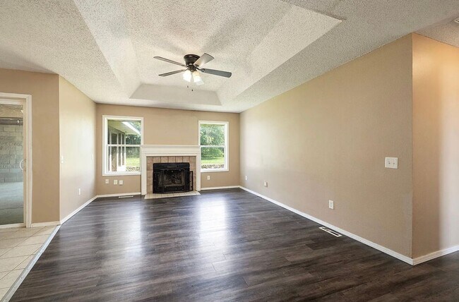 Building Photo - 3826 S Lexus Ave