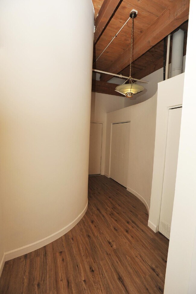 Hallway - 400 S Green St