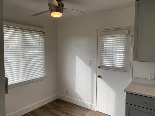 Foto del edificio - 14316 Condon Ave