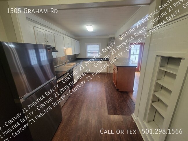 Foto del edificio - 1505 Graham Rd