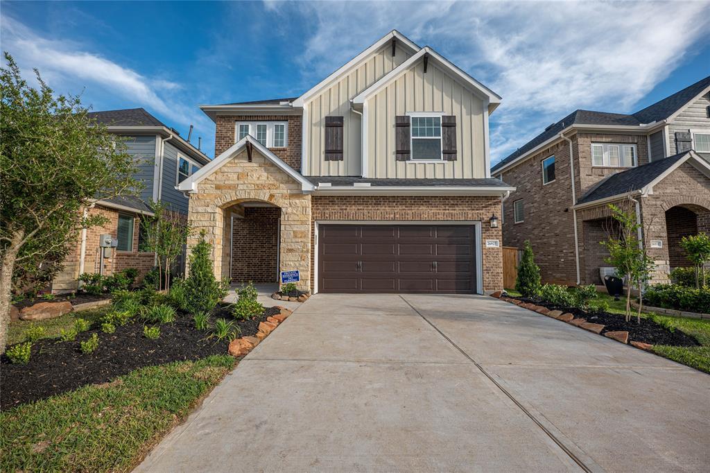 Foto principal - 26927 Brighton Valley Way
