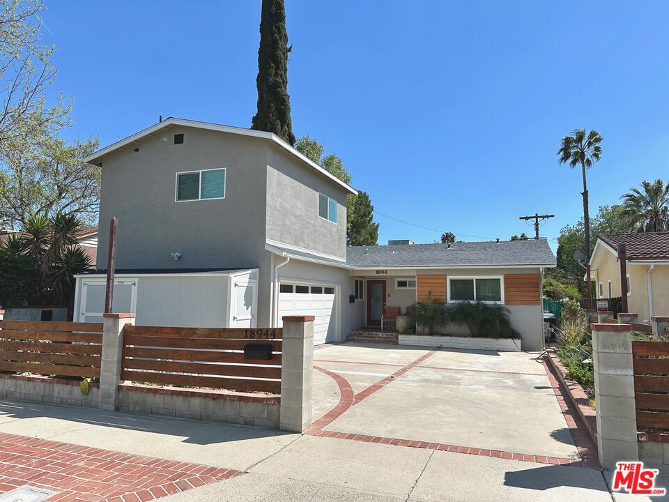 Primary Photo - 18942 Covello St