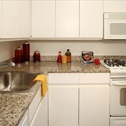 Foto principal - 420 E 54th St