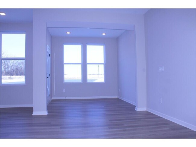 Building Photo - 14945 Athlone Pl