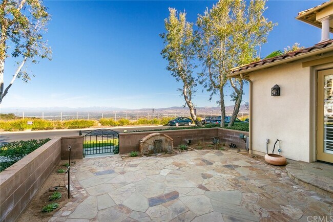 Building Photo - 9 San Pietro