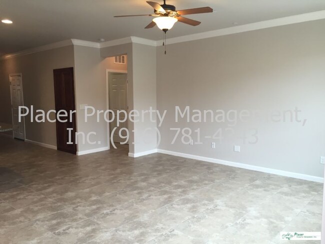 Foto del edificio - Avail Now! Gated Community 3 bedroom 2 bat...