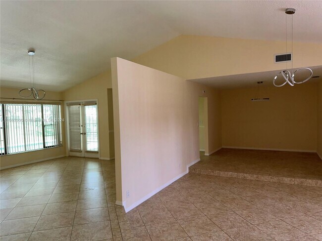 Building Photo - 18352 181st Cir S