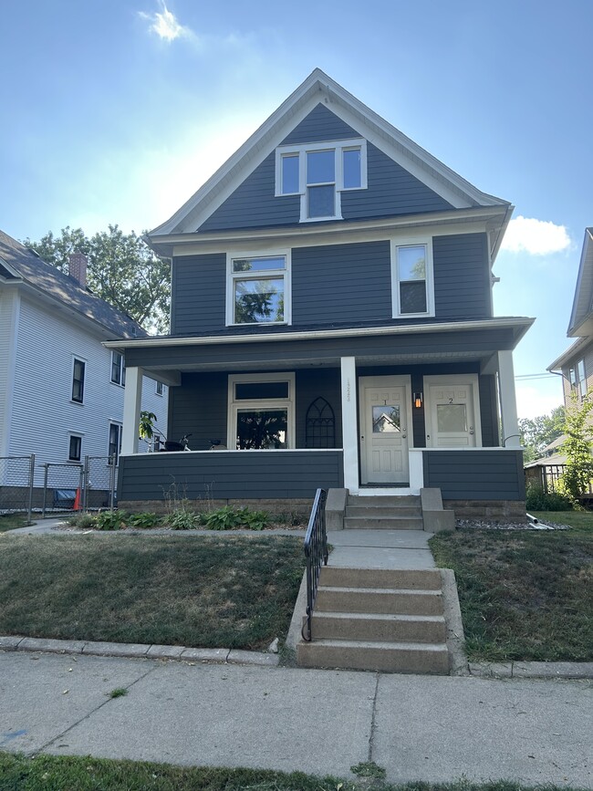 Building Photo - 1322 Adams St NE