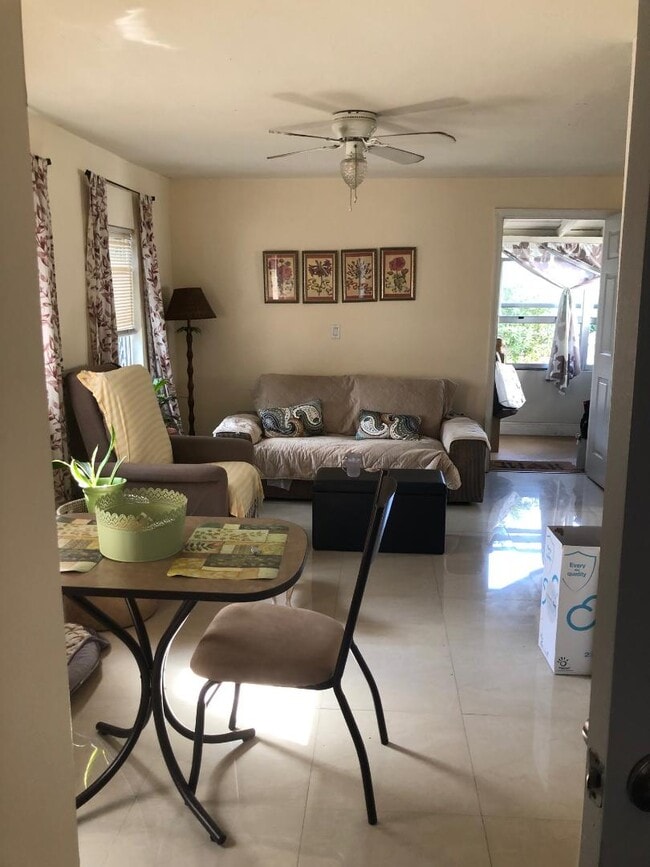 Photo - 1021 SW 5th St Apartments