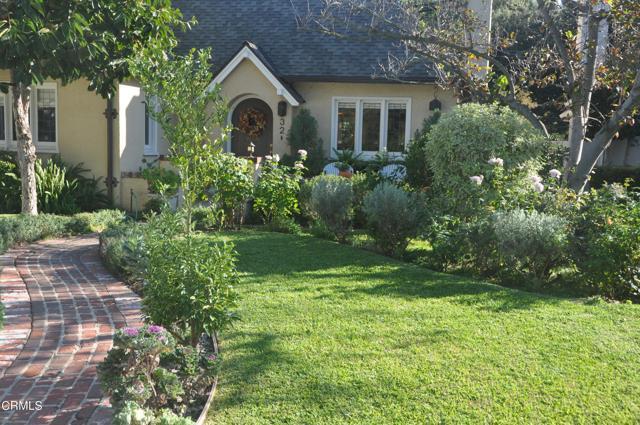 Primary Photo - 32 Oak Knoll Gardens Dr