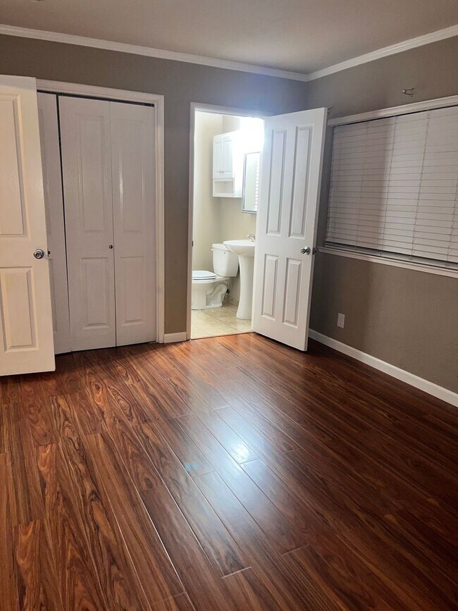 Foto del edificio - Beautiful 3 Beds 2 Baths House