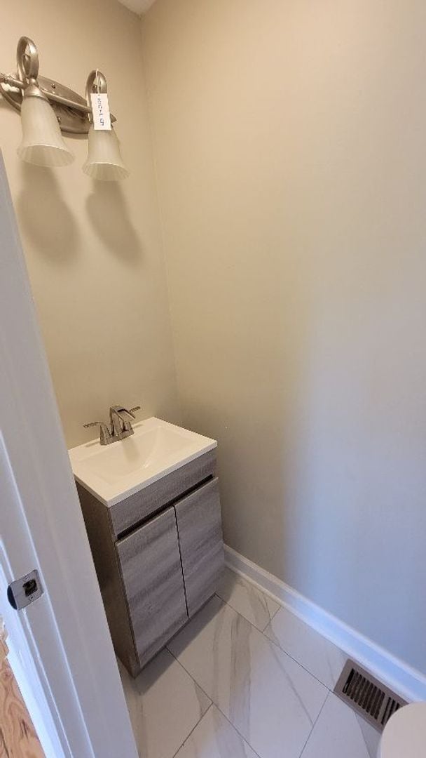 Building Photo - Beautiful Rental Home in Mt. Airy Now Avai...