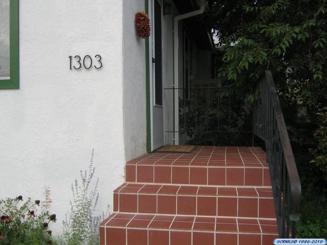 Building Photo - 1303 N Alabama St