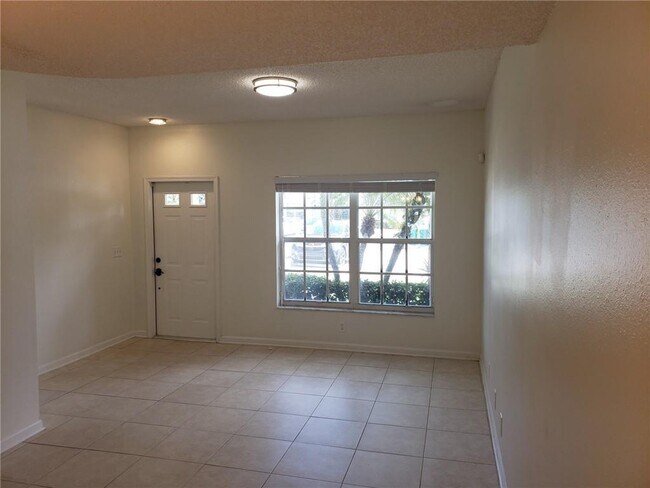 Building Photo - 7803 Dixie Beach Cir