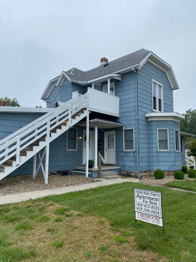 130 Walnut St Unit B, Findlay, OH 45840 Apartments in Findlay, OH