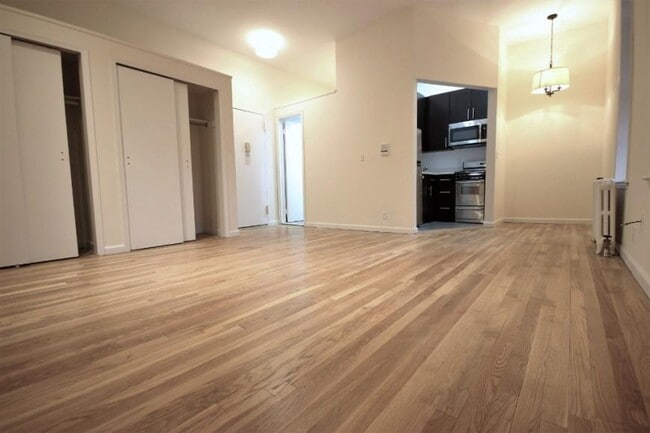 Building Photo - 0 bedroom in NEW YORK NY 10024