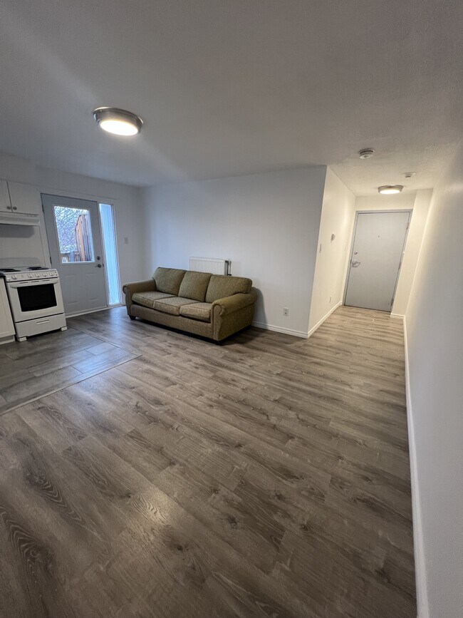 Photo du bâtiment - 625 Borthwick Ave