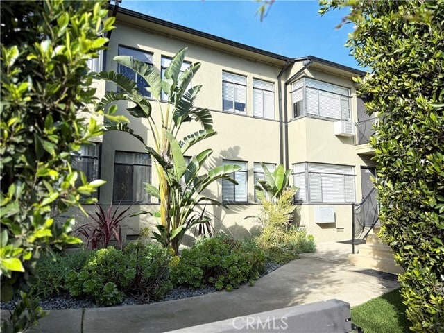 Primary Photo - 2658 23rd St