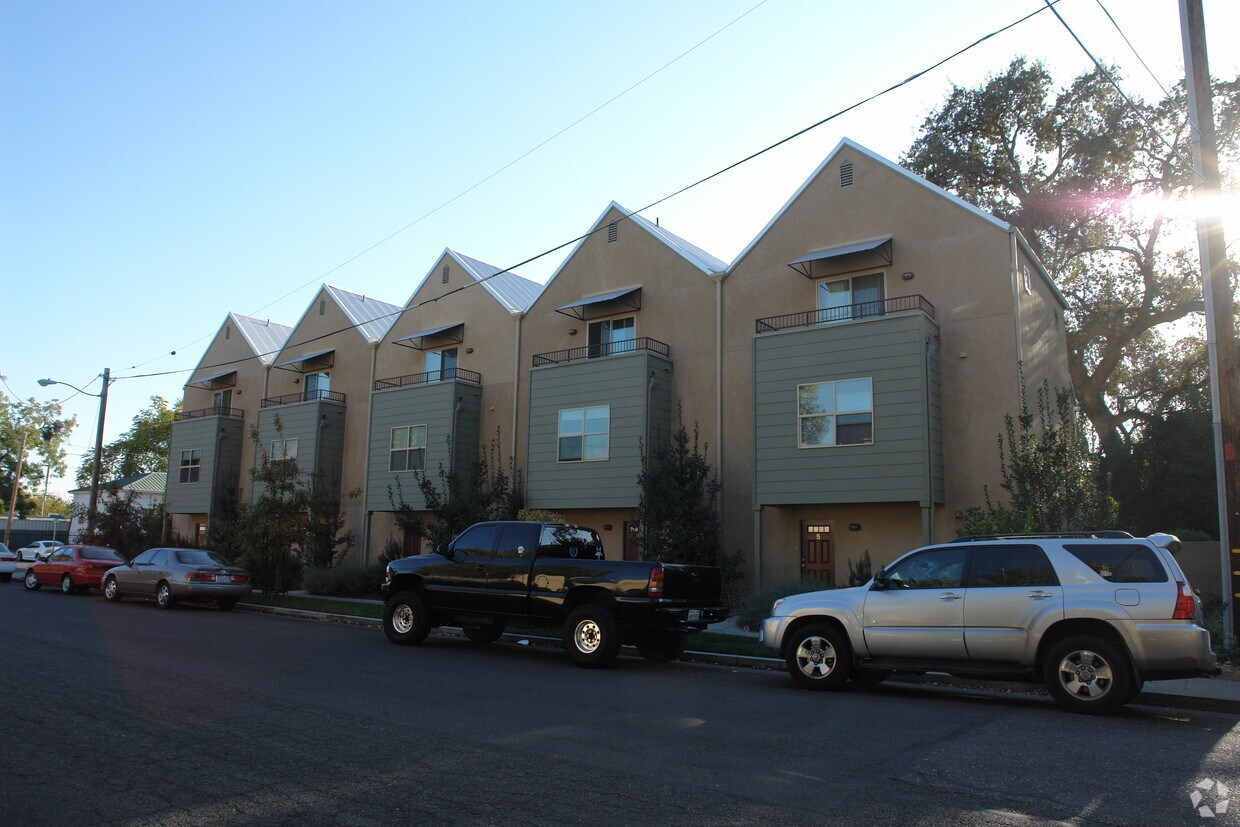 Foto principal - 536 Cedar St