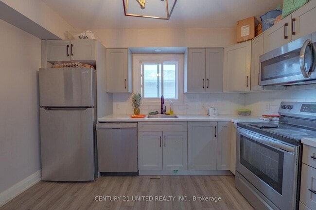 Building Photo - Main Floor 3 Bedroom Rental – All Inclusiv...