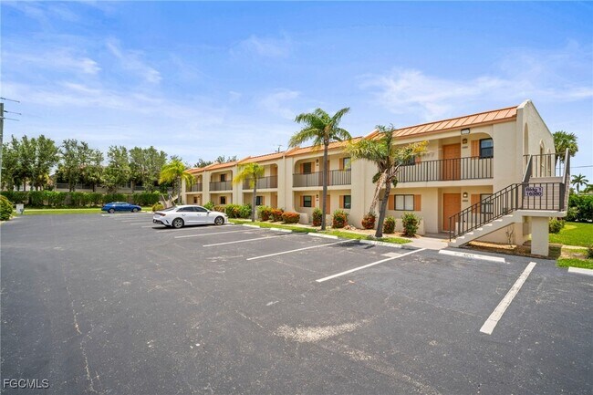 Building Photo - 16380 Dublin Cir
