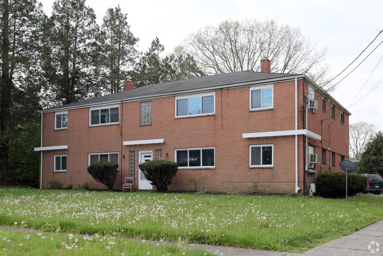 83 Homestead Dr, Youngstown, OH 44512 83 Homestead Dr Youngstown, OH