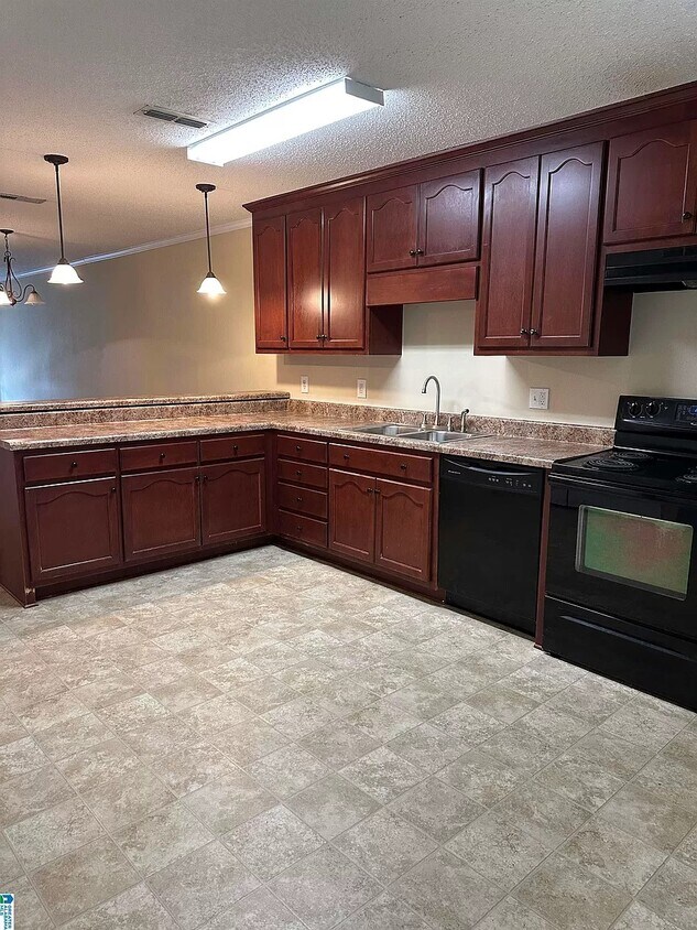 121 Jackson Ln Unit B, Lincoln, AL 35096 Apartments in Lincoln, AL