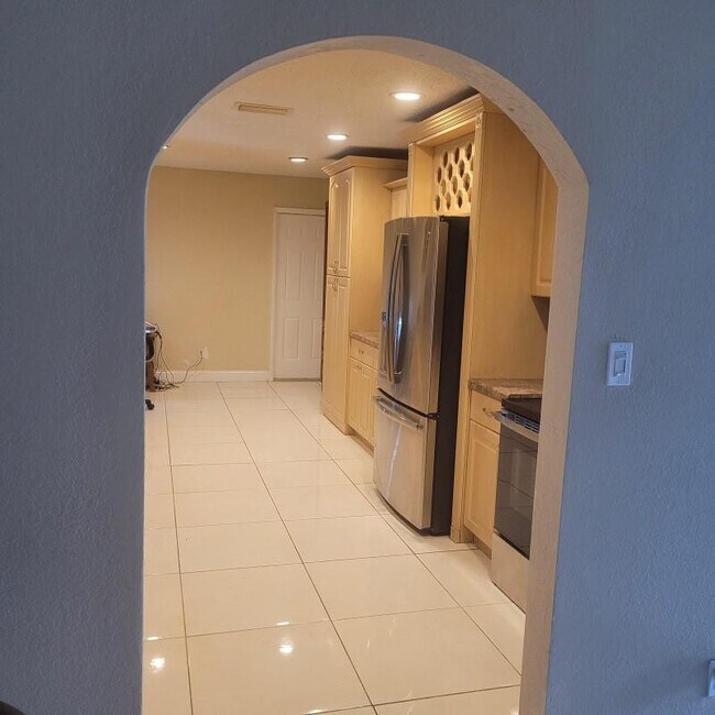 Building Photo - 7101 NW 97th Ave