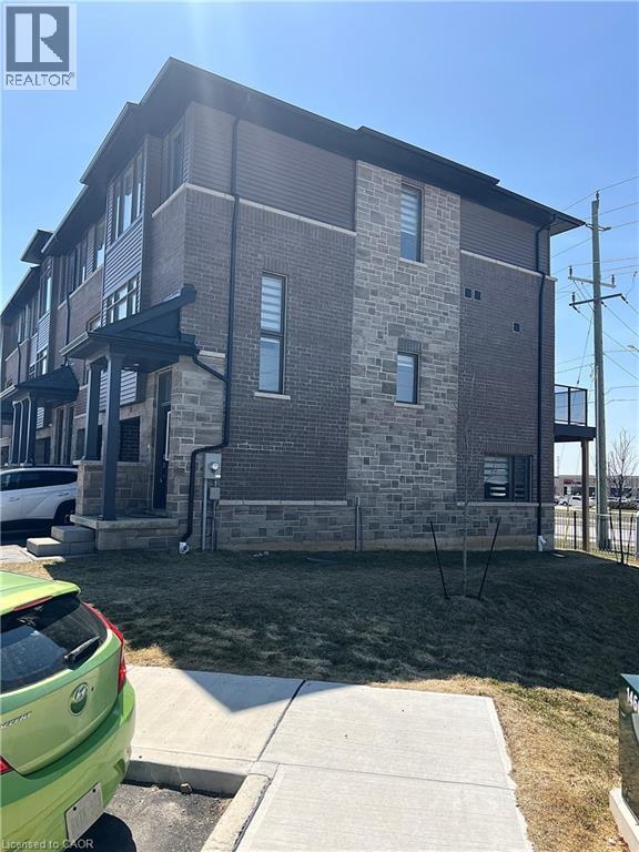 Building Photo - 120 Court Dr