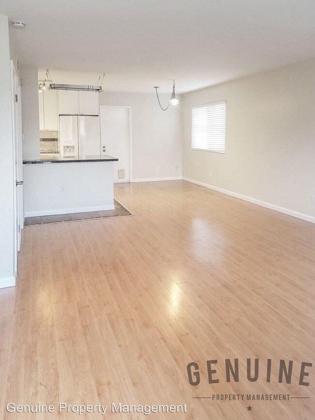 Building Photo - 2 br, 2 bath House - 2000 Meyer Place Unit A3