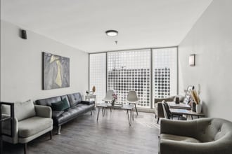 Building Photo - 8375 Fountain Ave