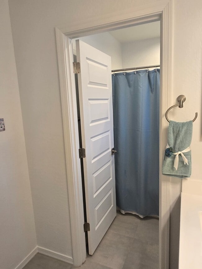 Building Photo - 14084 W Bronco Trl