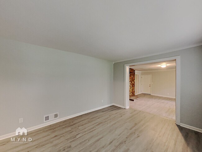 Building Photo - 2386 GA-20