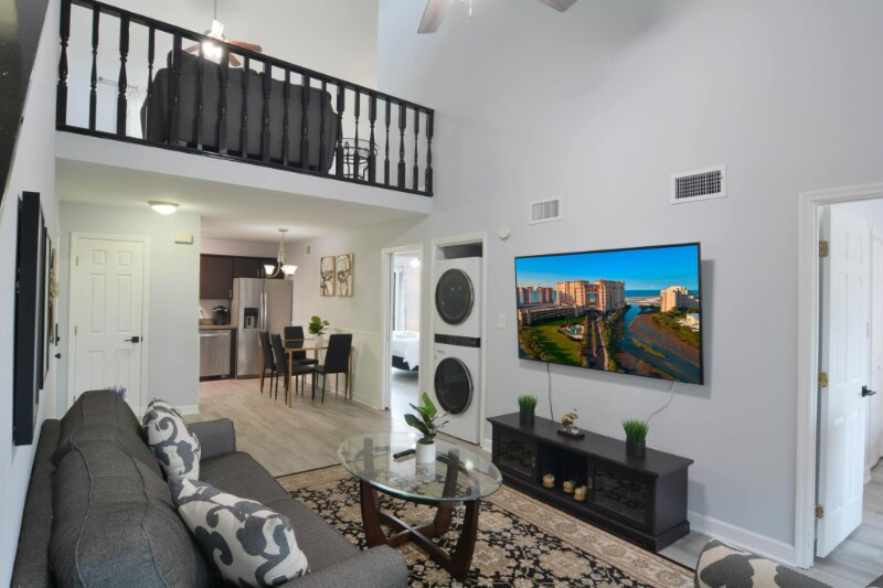 Foto principal - 515 37th Ave N