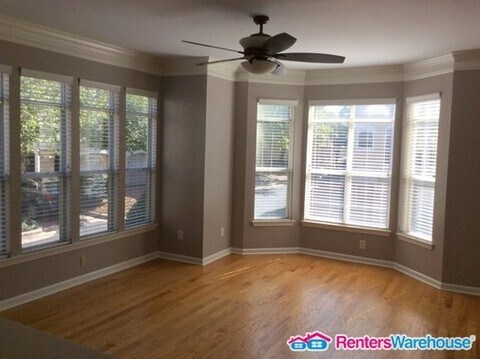 Foto del edificio - 375 Highland Ave NE