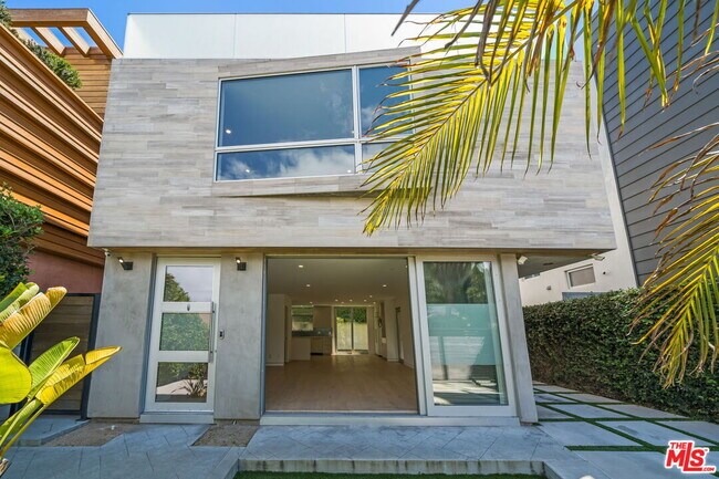 Foto del edificio - 808 Brooks Ave