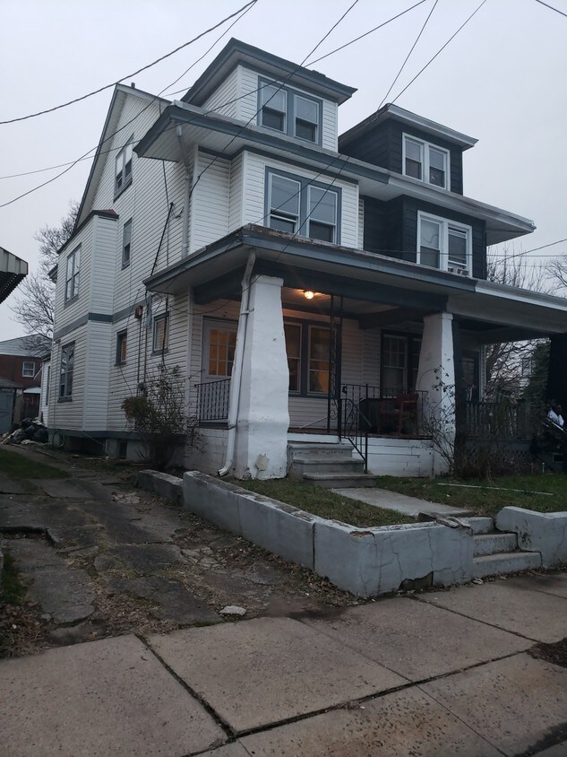 163 S Cook Ave, Trenton, NJ 08609 House Rental in Trenton, NJ
