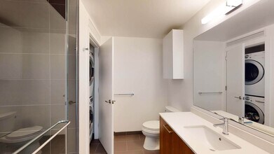 Interior Photo - 399 Fremont