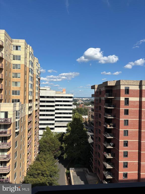 Foto del edificio - 1276 N Wayne St