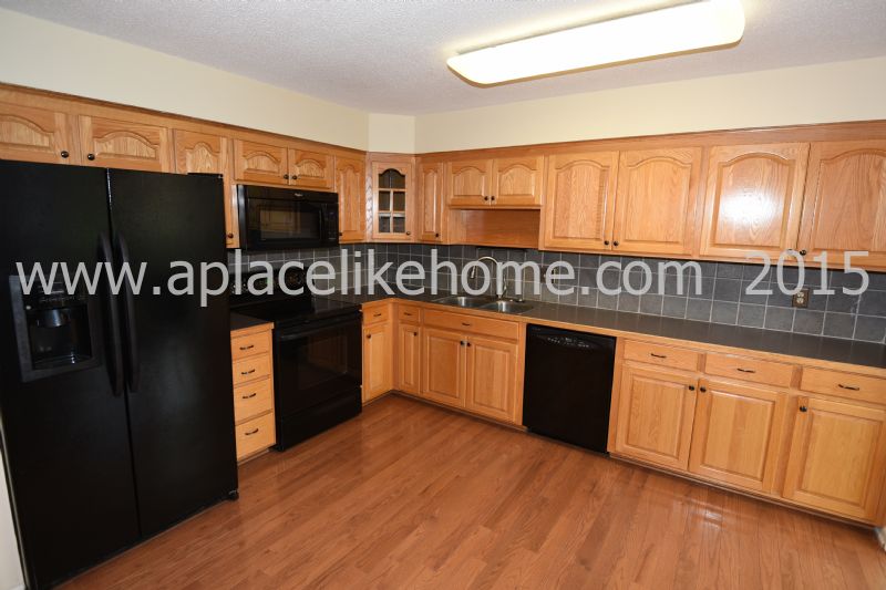 9549 Outlook Dr, Overland Park, KS 66207 House for Rent in Overland