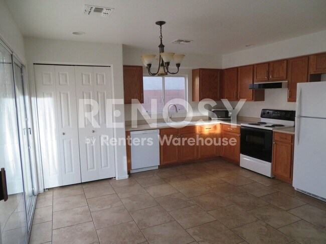 Foto del edificio - 17606 N 17th Pl