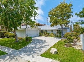 Building Photo - 27845 Hawthorne Blvd