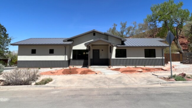 Building Photo - 1283 Powerhouse Ln