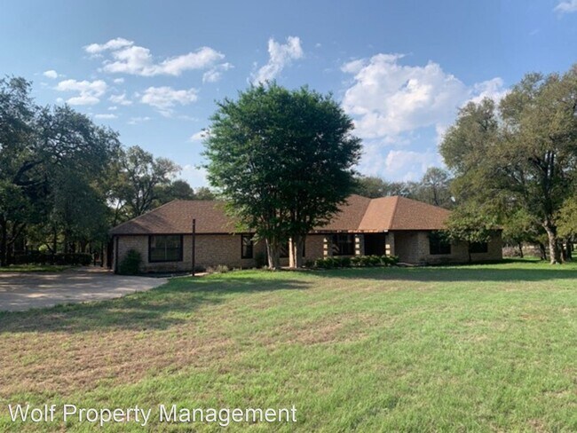 Foto del edificio - 5 br, 3.5 bath House - 131 Logan Ranch Rd