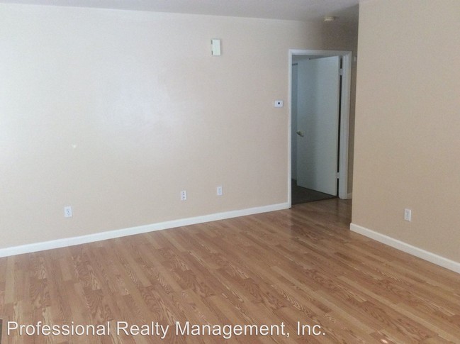Building Photo - 8301 White Squall Ln